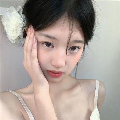 请以无名呼唤我